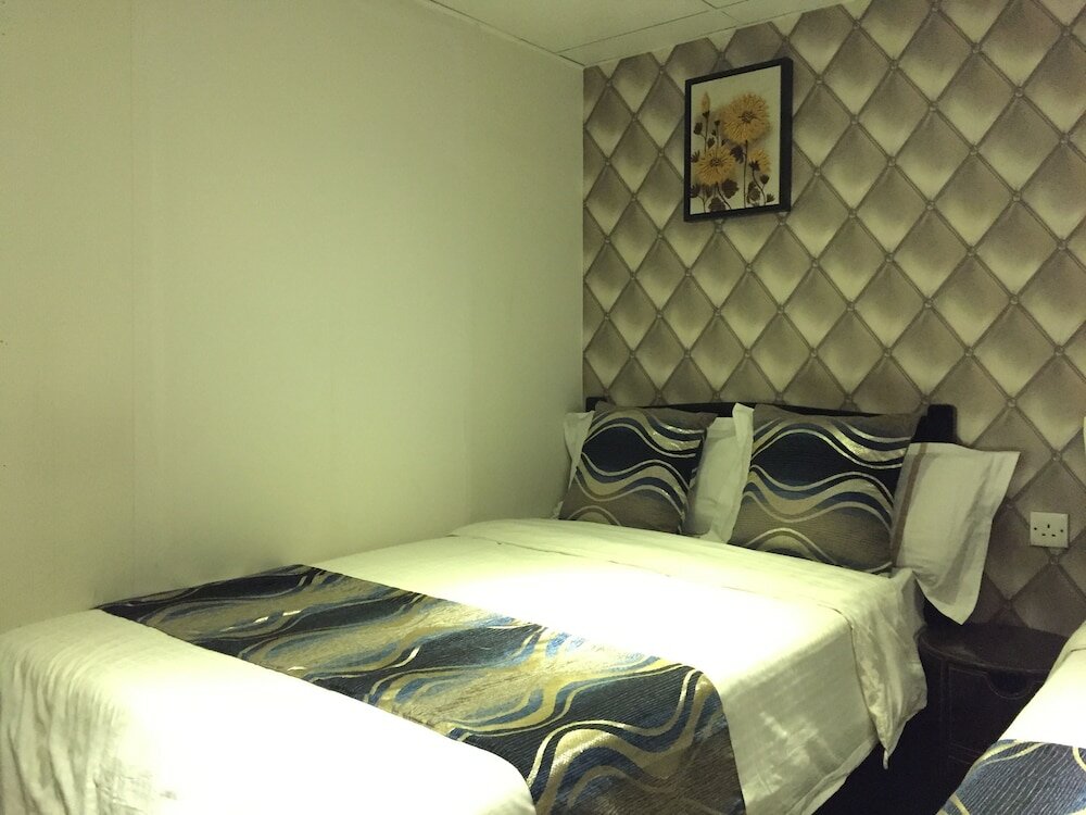 Фото California Hotel