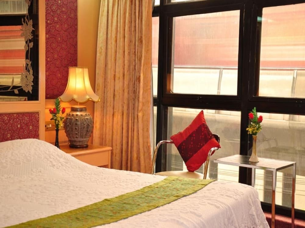 Фото Parkway Inn