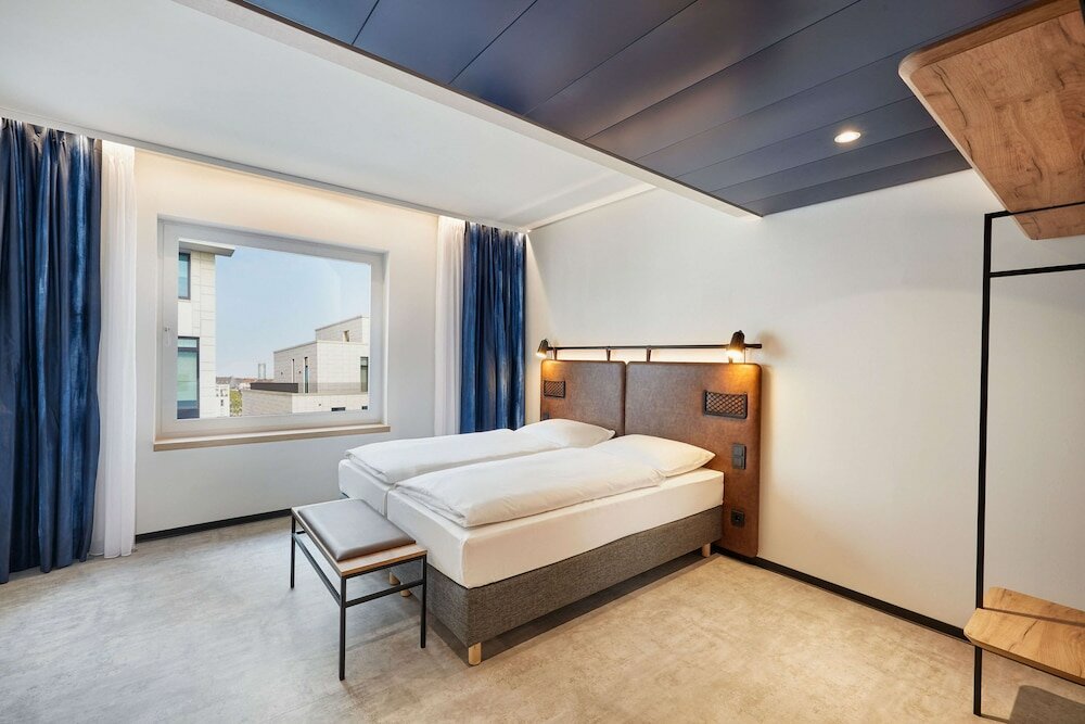 Фото H2 Hotel Düsseldorf City