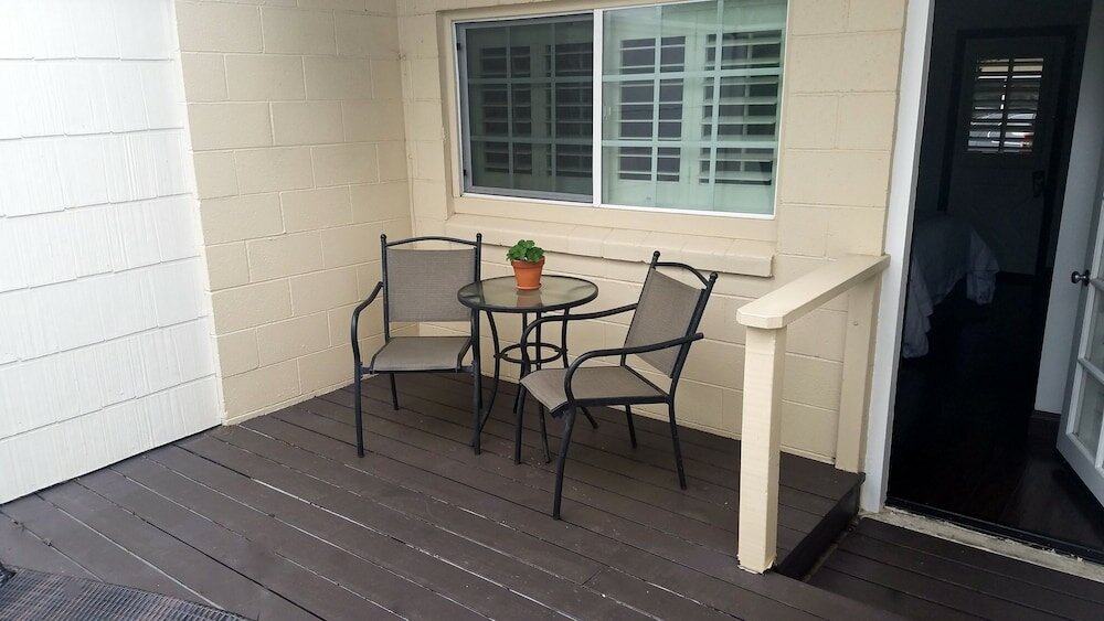 Фото Malibu Country Inn