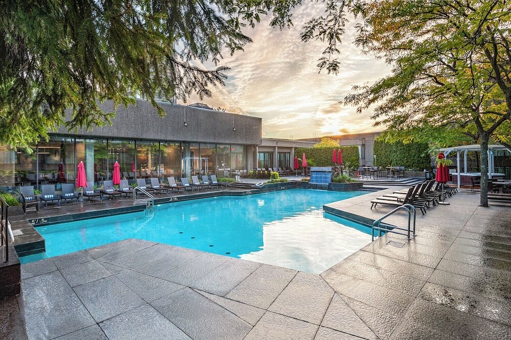 Фото Hotel Bonaventure Montreal