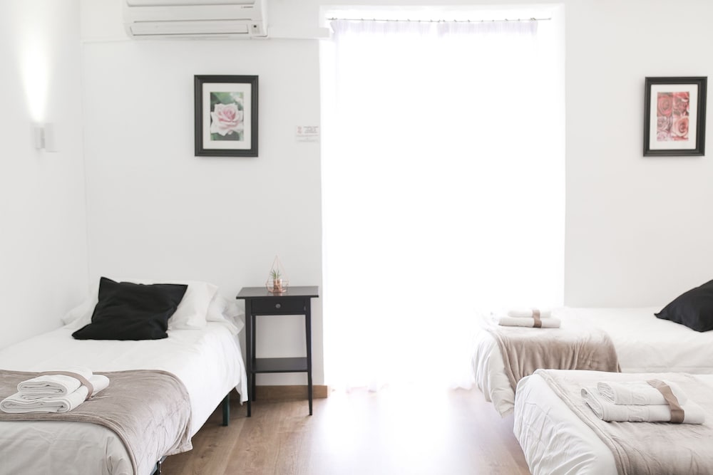 Фото Hostal La Bañezana