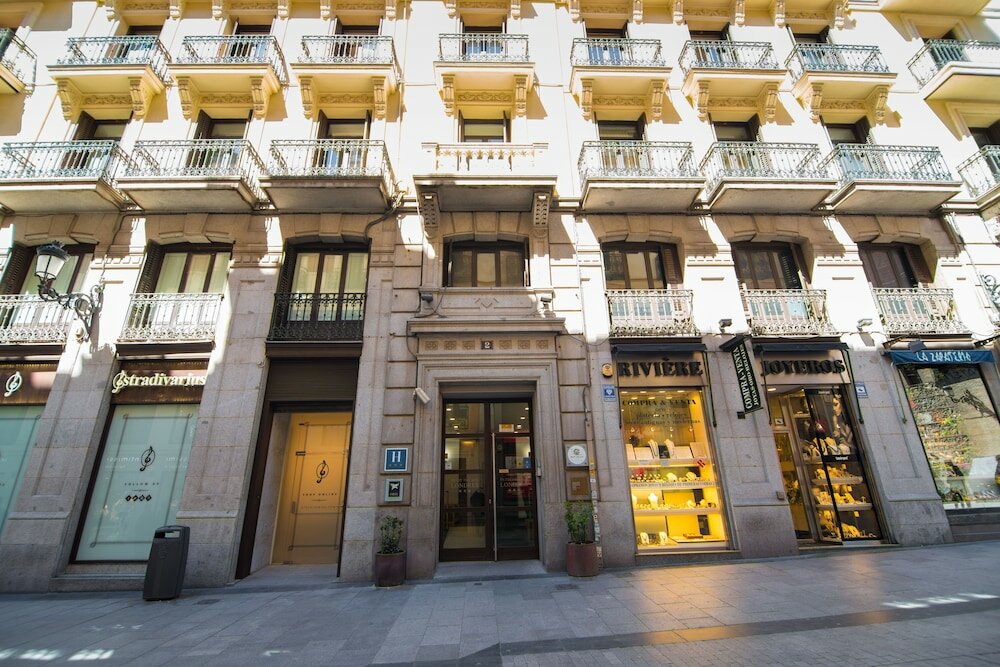 Фото Petit Palace Preciados