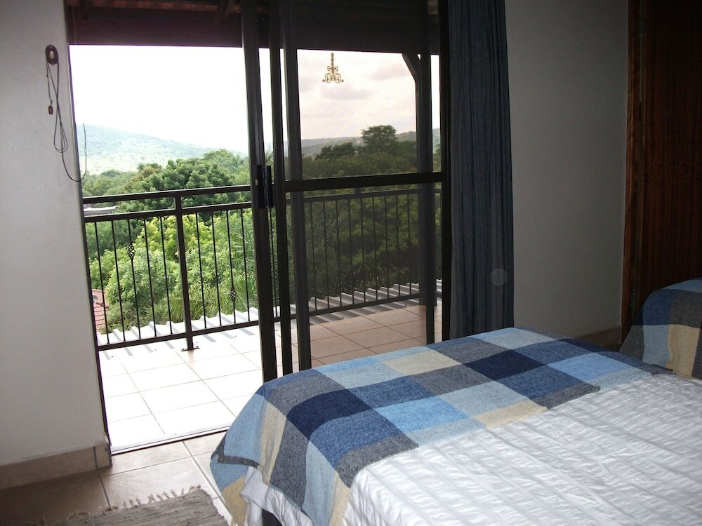 Фото Meerkat Manor