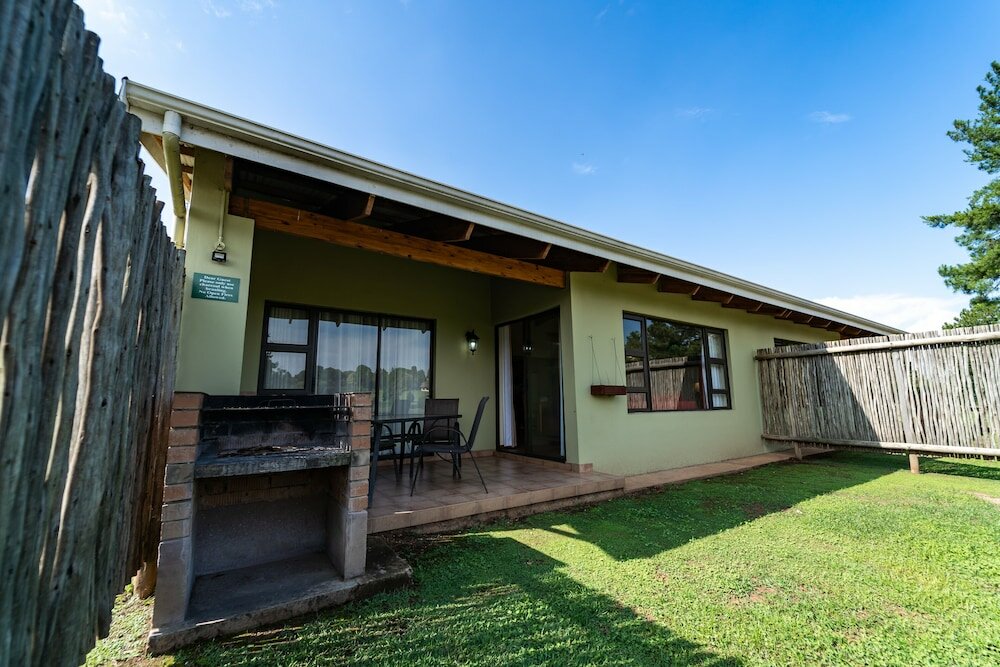 Фото Gooderson Monks Cowl Golf Resort