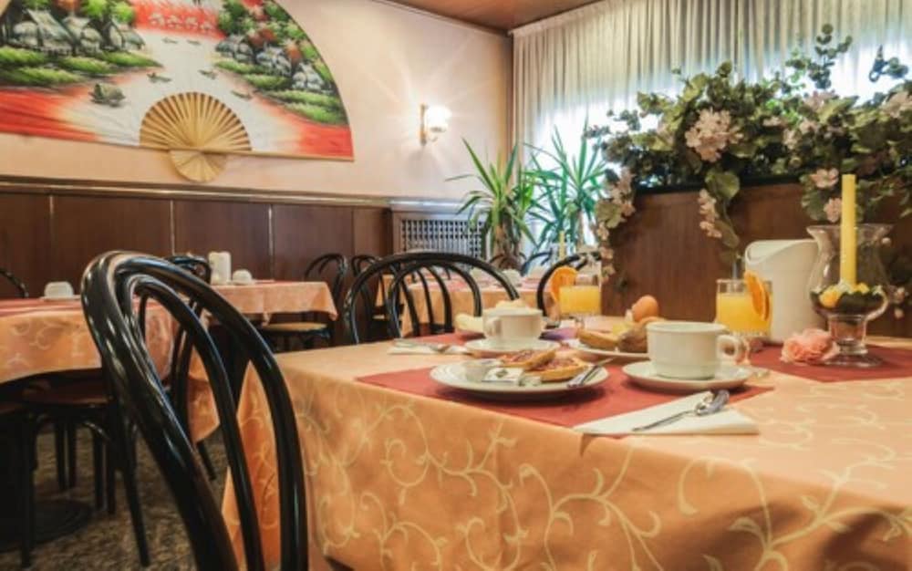Фото Hotel Roma