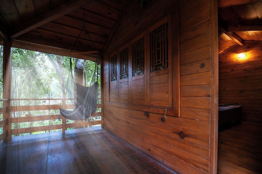 Фото Welcomheritage Lha - Ri - Sa Resort