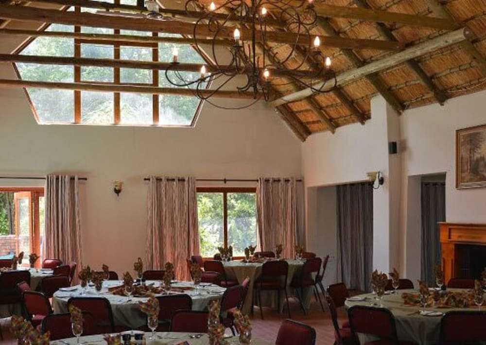 Фото Gooderson Monks Cowl Golf Resort