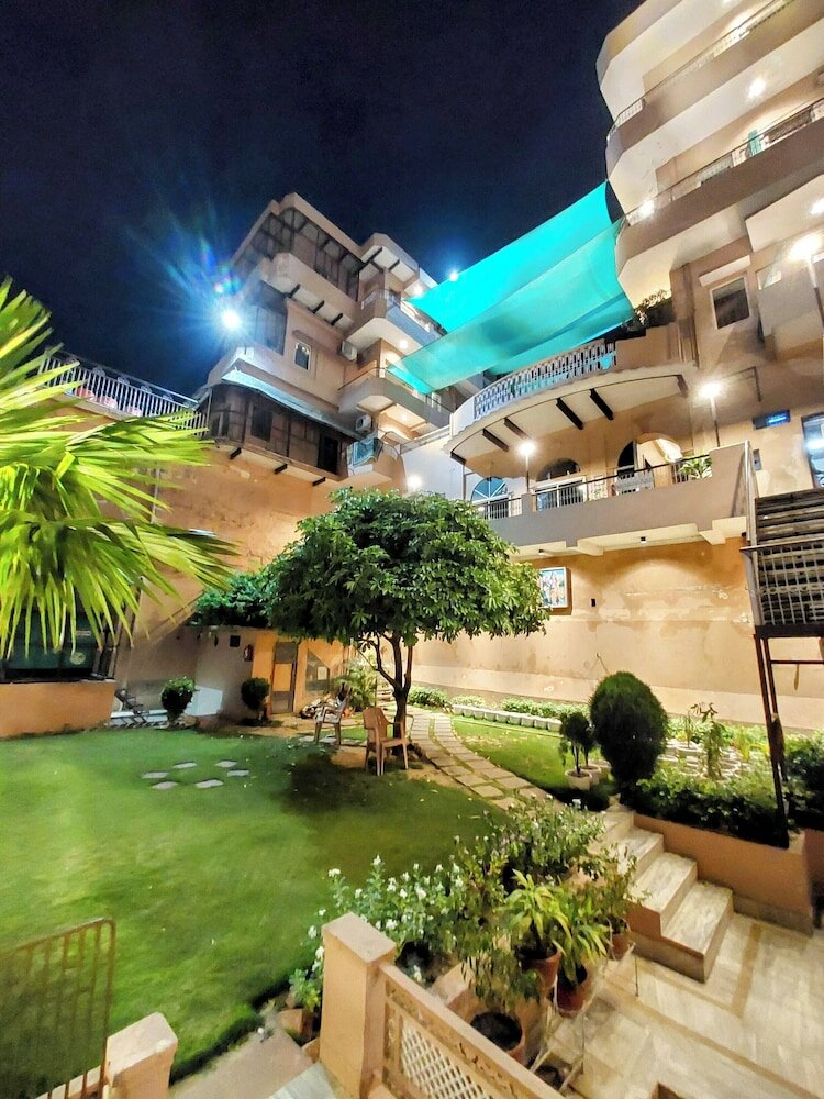 Фото Hotel Alka