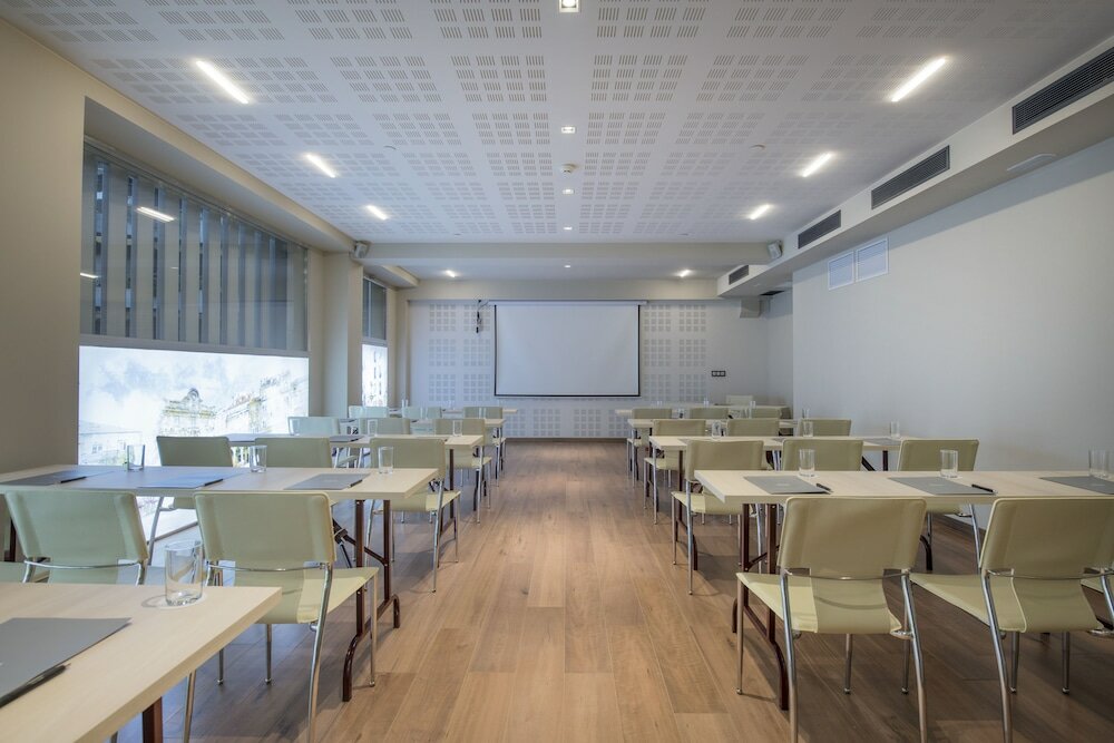 Фото Barceló Ourense