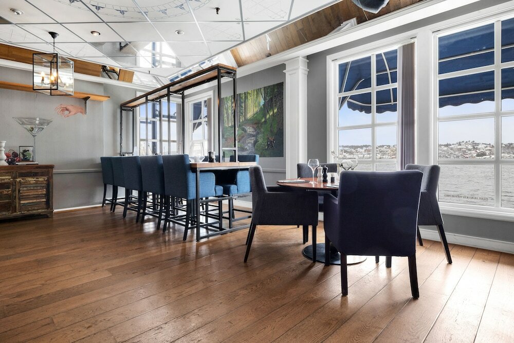 Фото Clarion Hotel Tyholmen Arendal