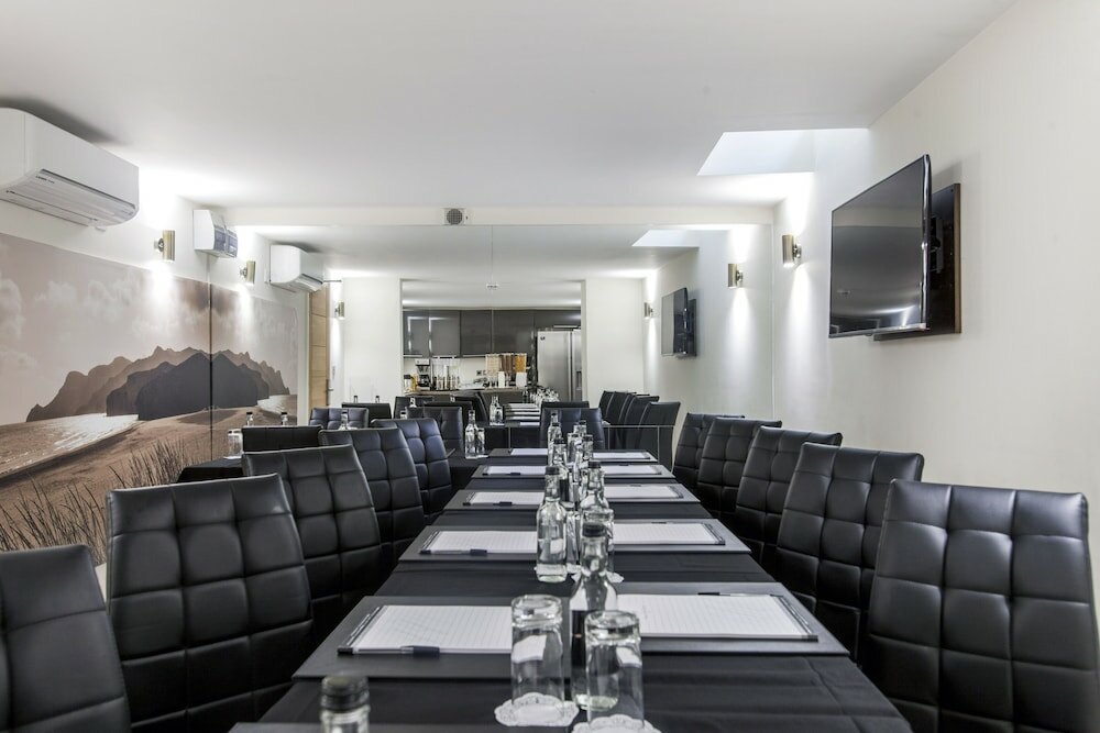 Фото Отель Shepherds Bush London