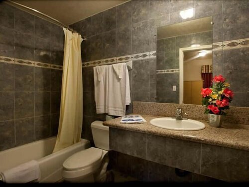 Гостиница Palace Inn Oxnard в Порт Хаенем