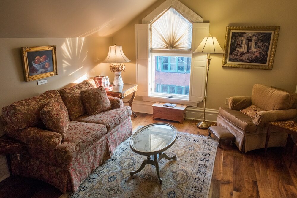 Фото The Inn on Negley