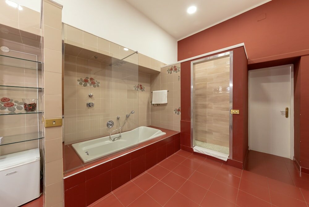 Фото Il Ventre di Napoli Broggia