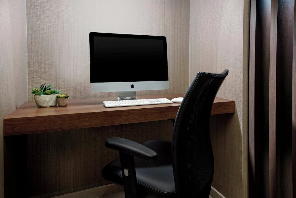 Фото SpringHill Suites by Marriott Belmont Redwood Shores