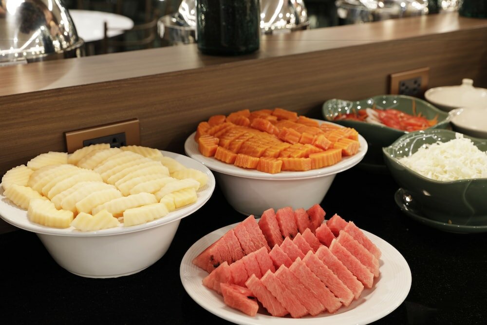 Фото Livotel Hotel Hua Mak Bangkok