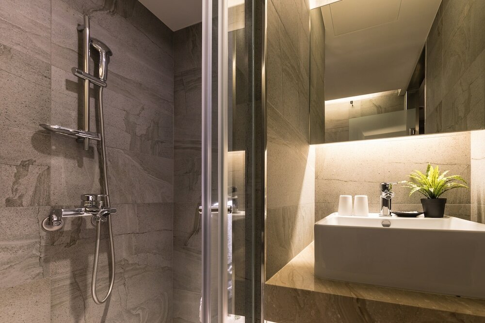 Фото Goodmore Hotel