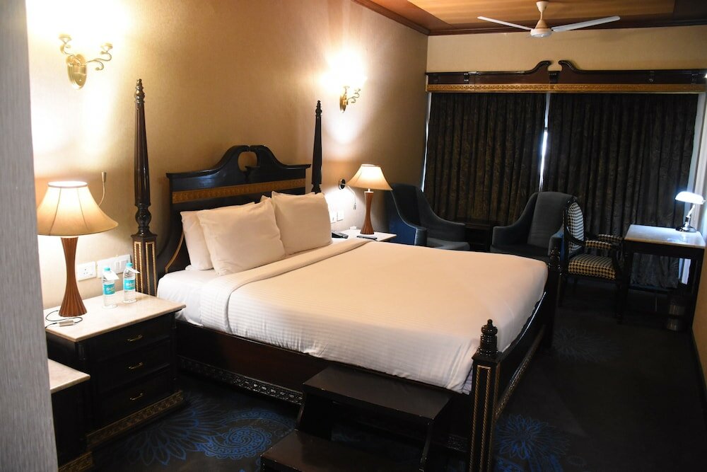 Фото The Piccadily Chandigarh