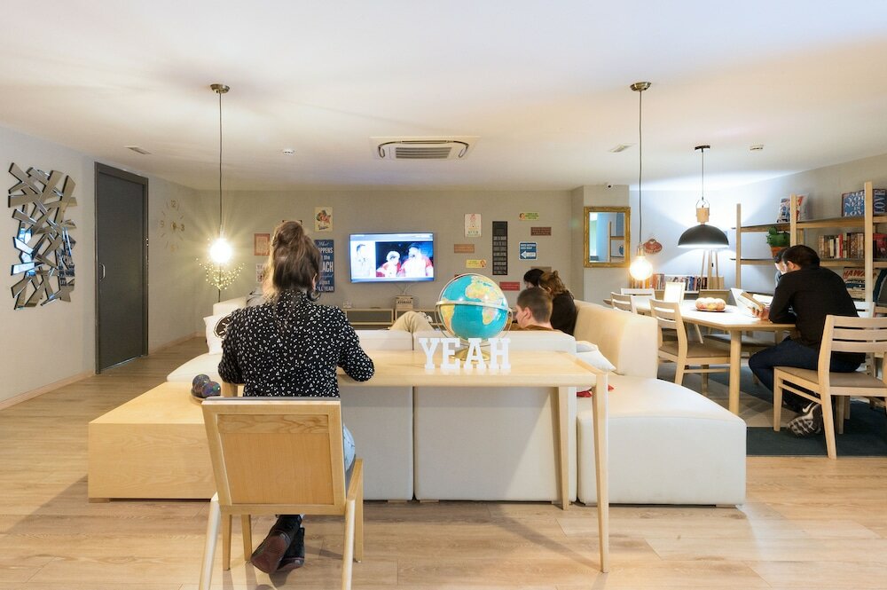 Фото Yeah Barcelona Hostel