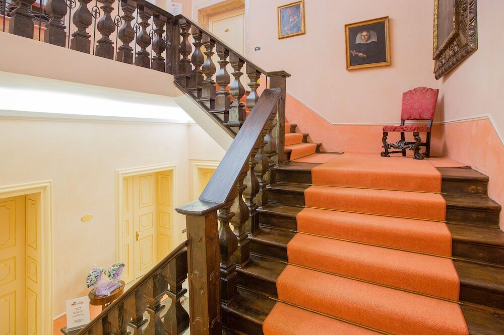 Фото Grand Hotel Entourage Palazzo Strassoldo