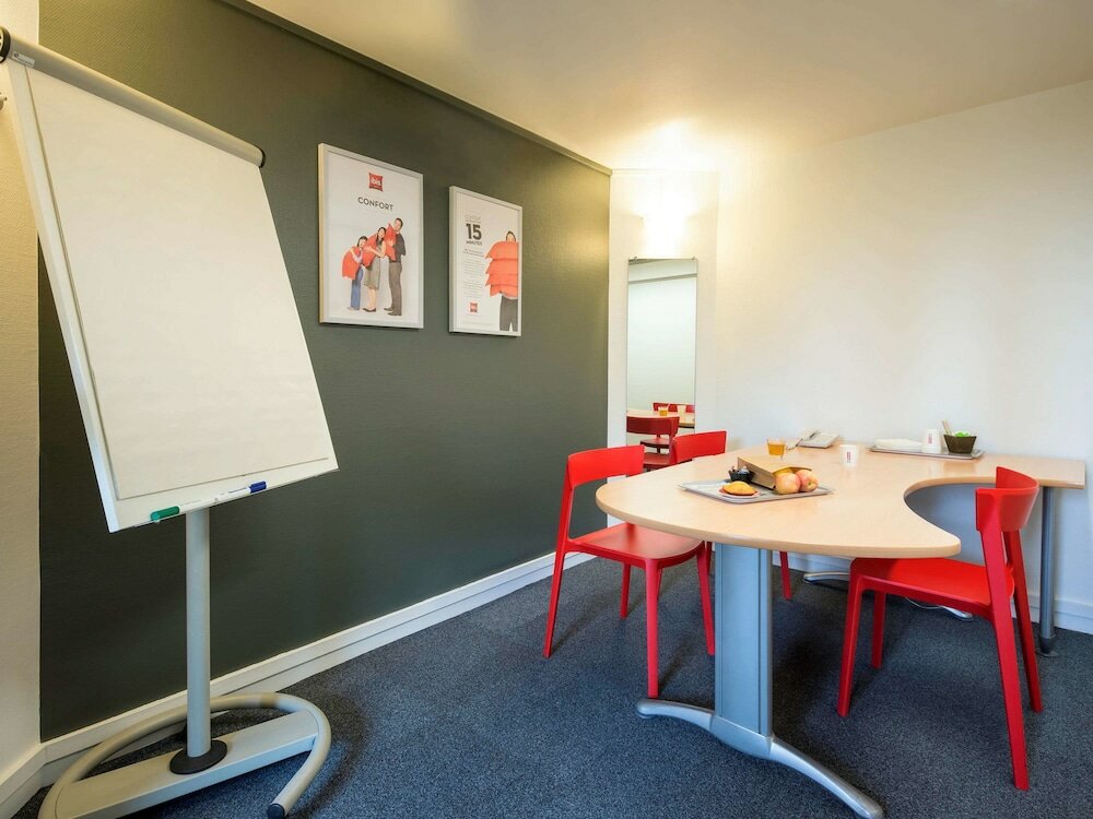 Фото ibis Lyon Part Dieu Les Halles