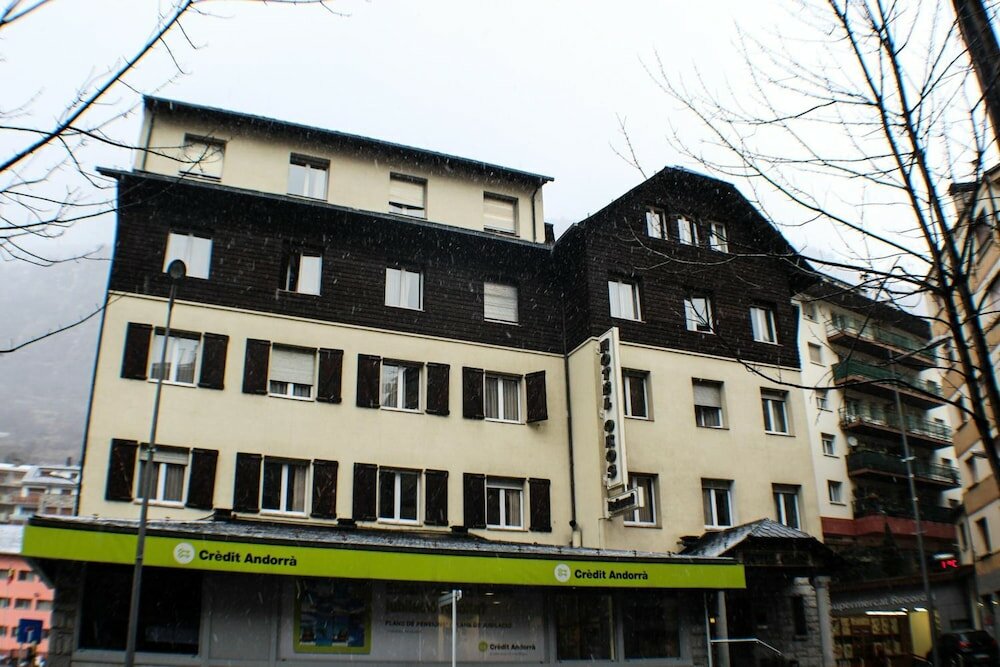 Фото Evenia Oros