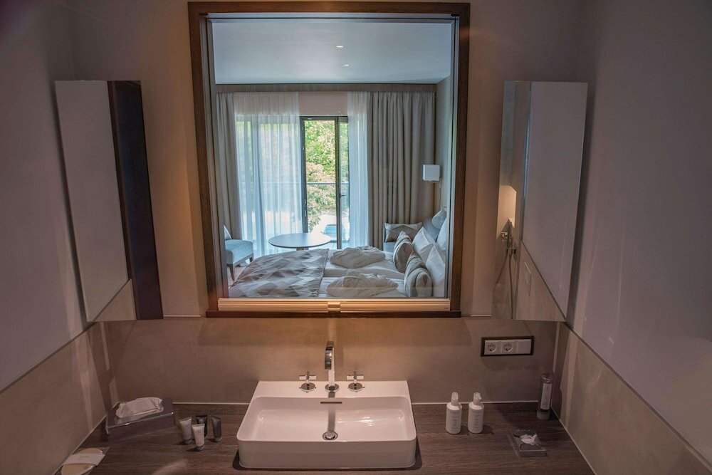 Фото Essensio Hotel Düsseldorf