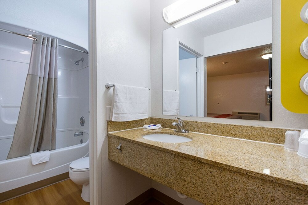 Фото Motel 6 Mesa, Az - South