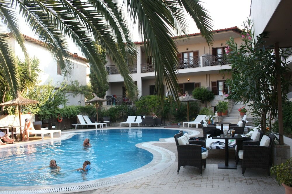 Фото Stamos Hotel