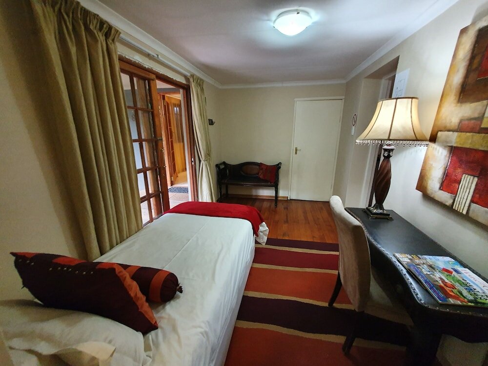 Фото 7th Street Guesthouse