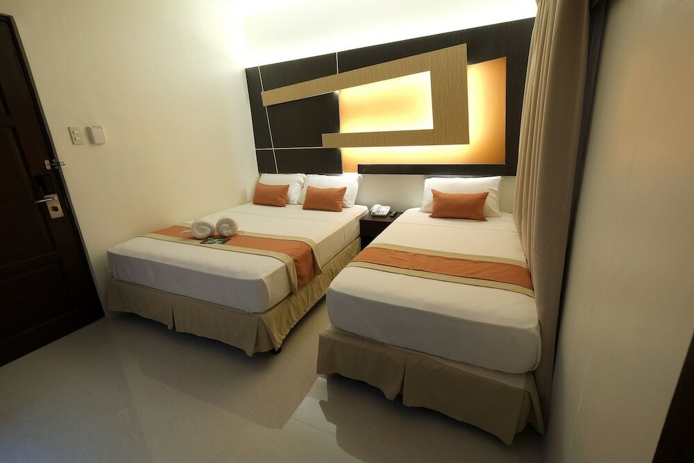 Фото Southpole Central Hotel