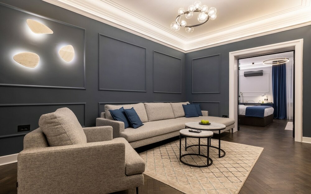 Фото One Luxury Suites