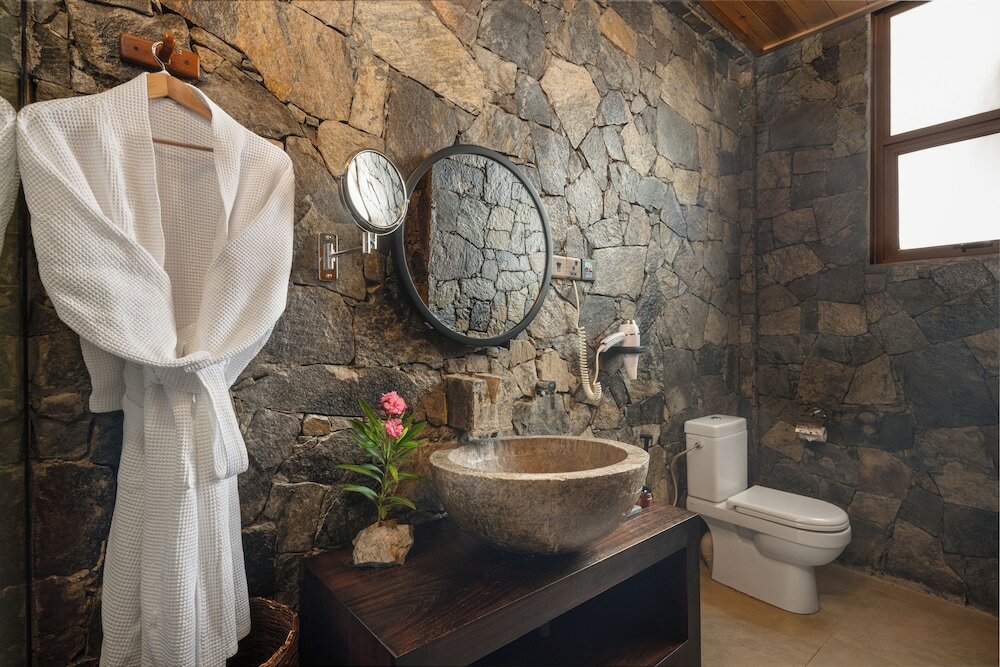 Фото 98 Acres Resort & SPA