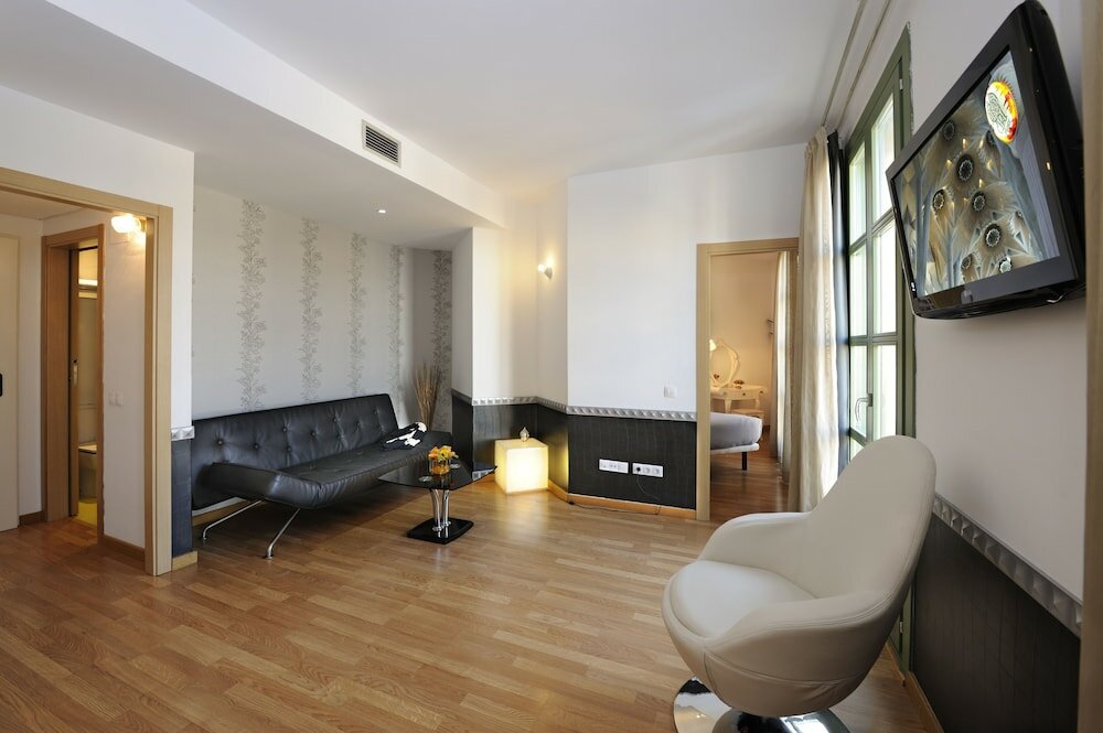 Фото Hotel Boutique Hostemplo