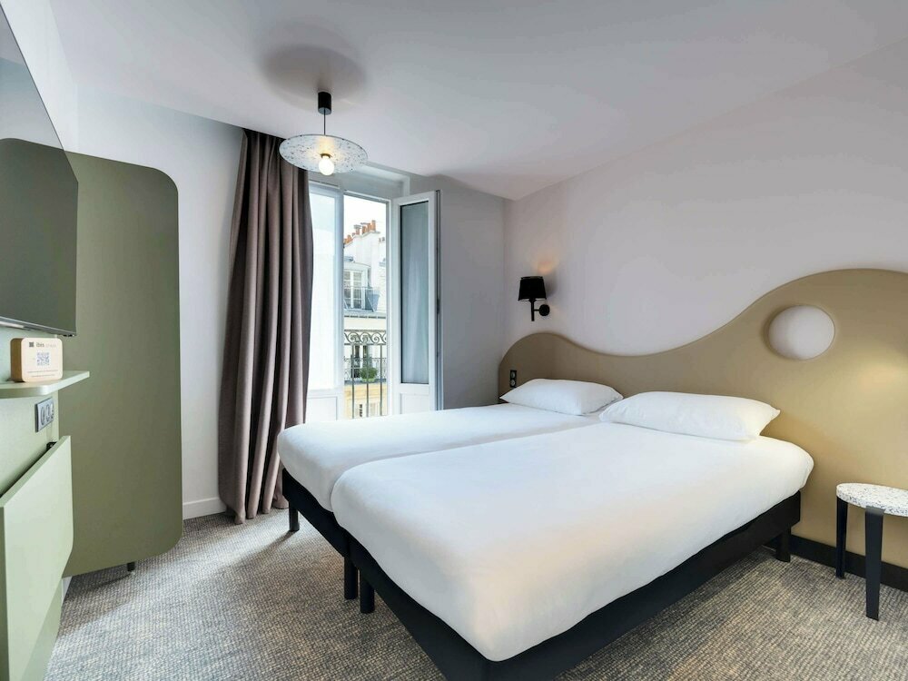 Hotel Ibis Styles Paris Cadet Lafayette, Paris, photo