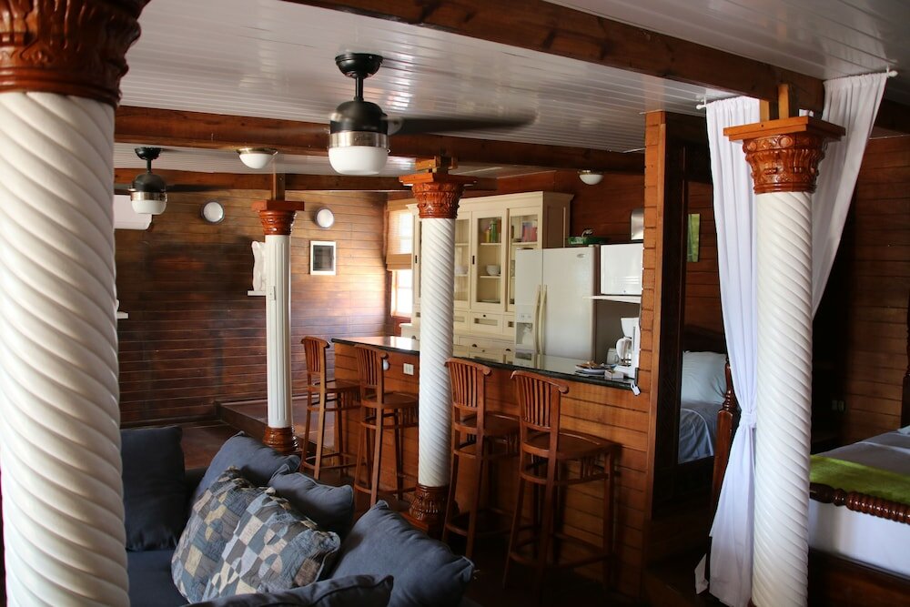 Фото Coral Reef Beach Aruba