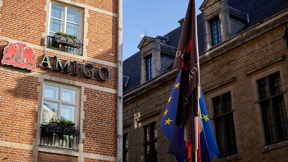 Фото Hotel Amigo