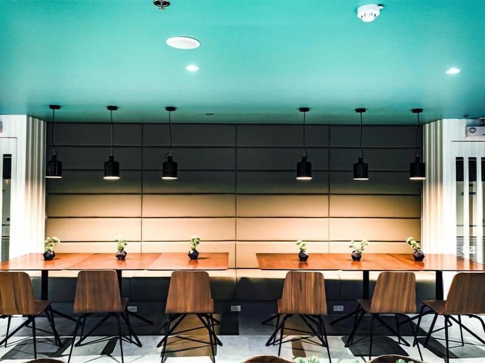 Фото Avior Hotel