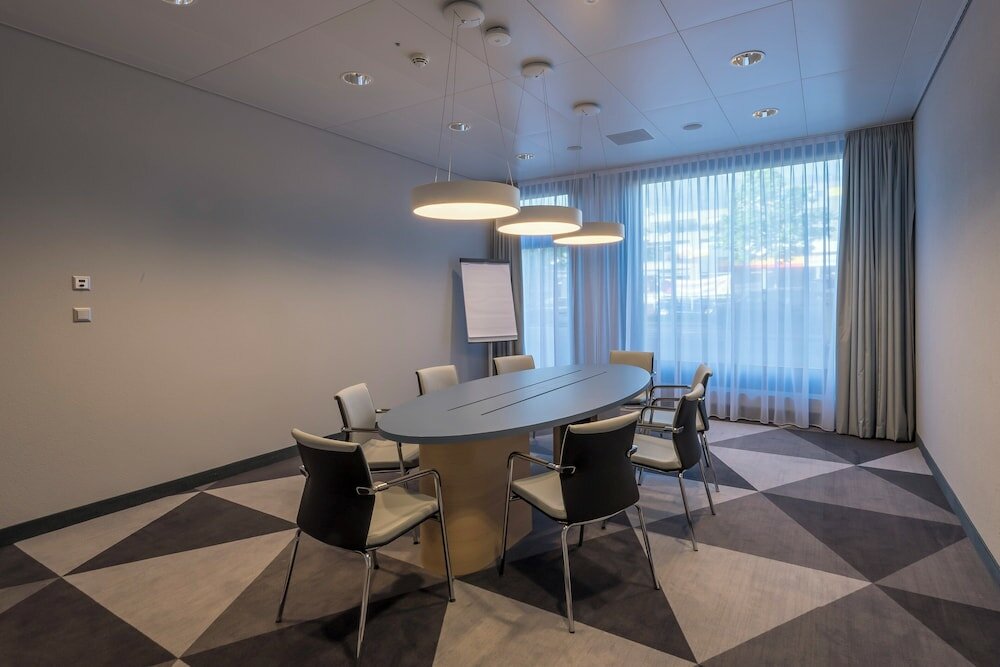 Фото Holiday Inn Express Luzern - Kriens, an Ihg Hotel