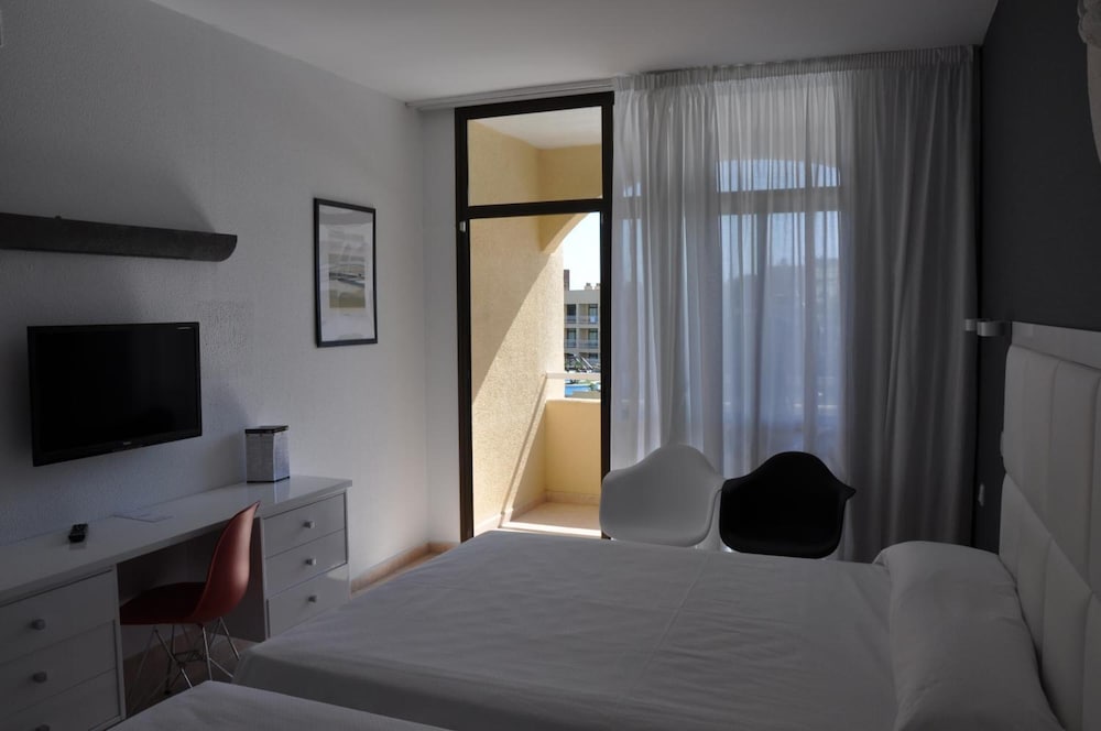 Фото Evenia Olympic Garden