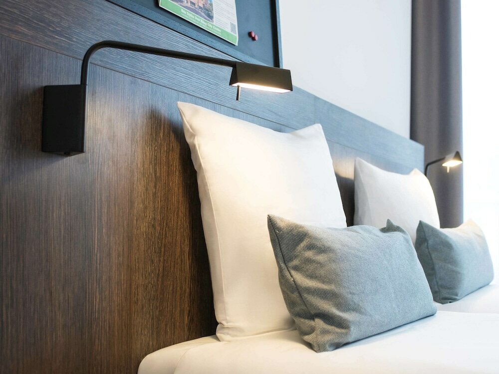 Фото Ibis Styles Den Haag City Centre