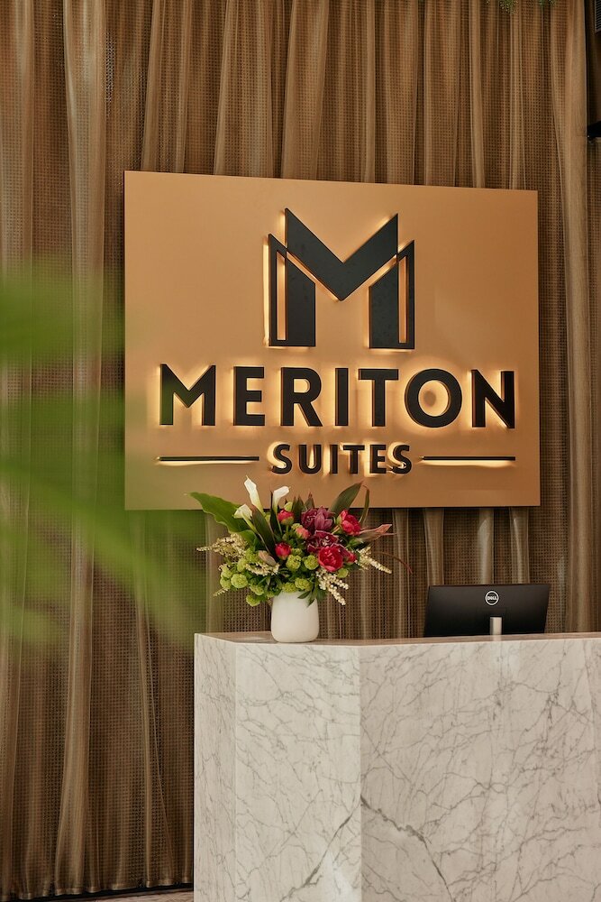 Фото Meriton Suites Melbourne
