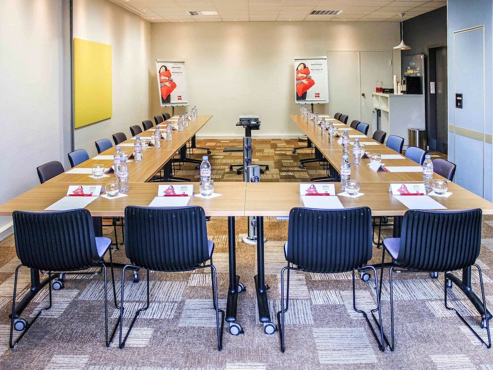 Фото Ibis Nantes Centre Gare Sud 