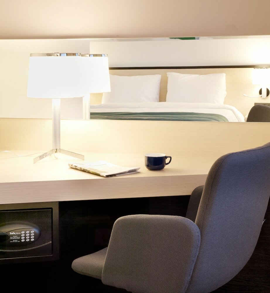 Фото Park Inn by Radisson Leuven