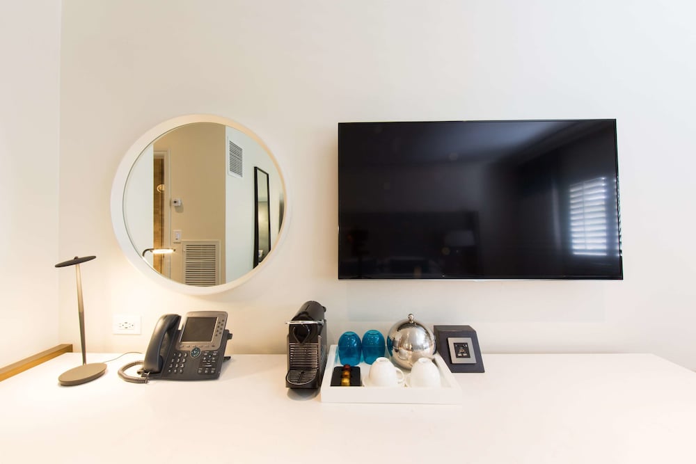 Фото The Mosaic Hotel - Beverly Hills