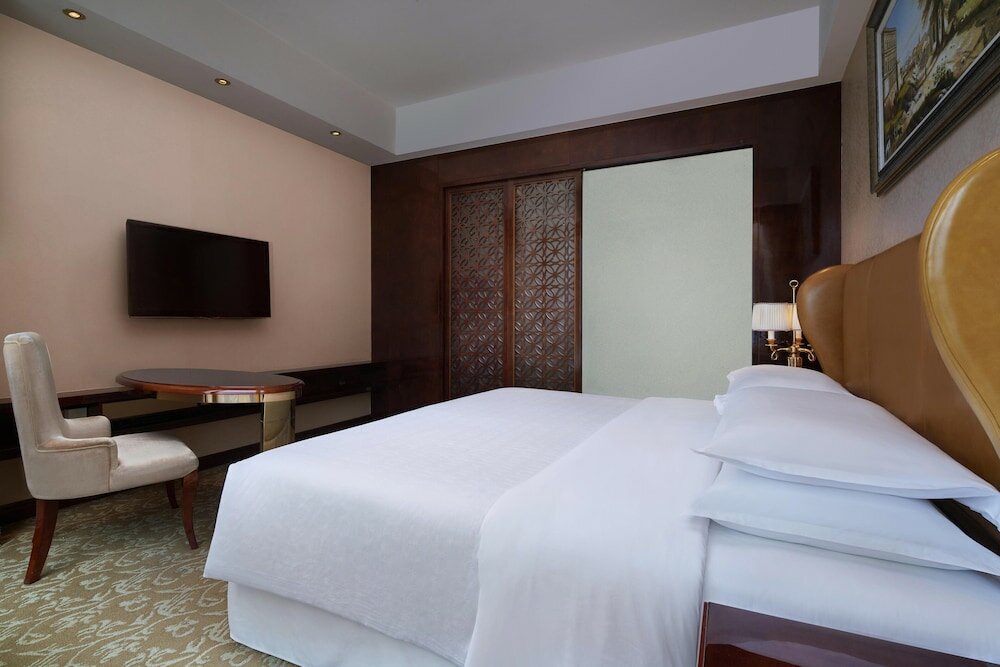 Фото Sheraton Chongqing Hotel