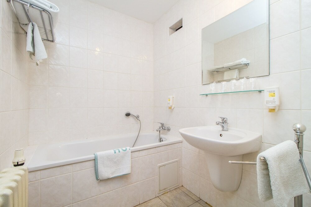 Фото Hotel Medinek Old Town