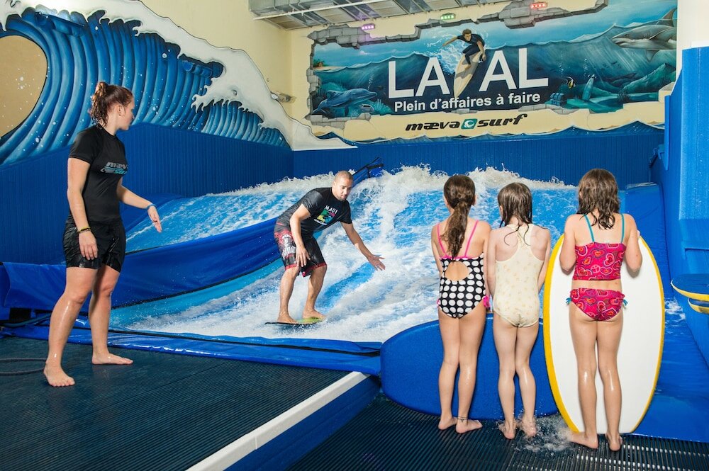 Фото Holiday Inn Laval Montreal