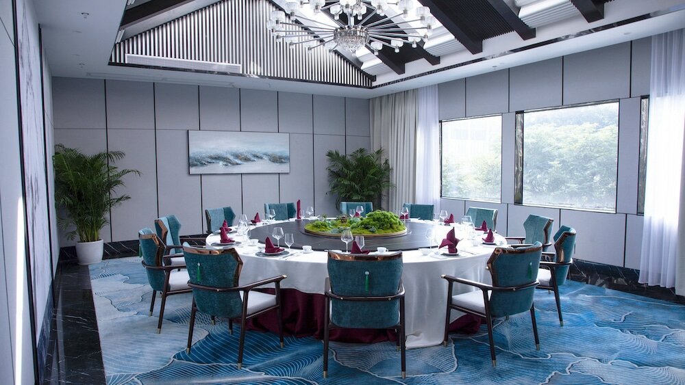 Фото Holiday Inn Shenzhen Donghua, an Ihg Hotel